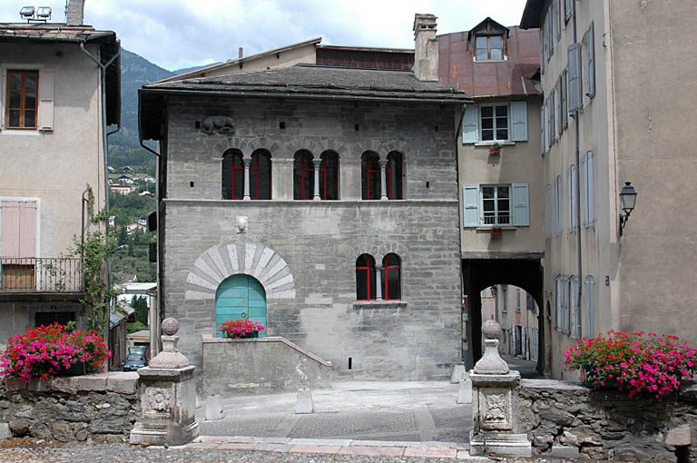 Façade principale, après travaux Naviglio.