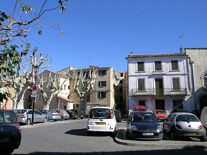 Place de la Juiverie vers le nord-est.