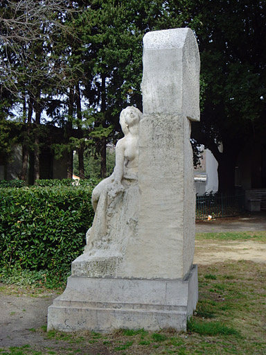 Vue du monument commémoratif à Adolphe Monticelli, peintre.