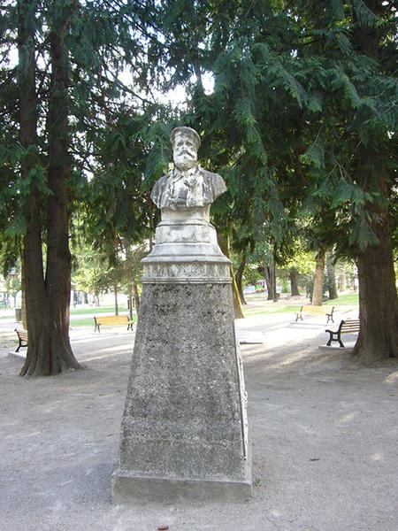 Monument à Jean-Esprit Marcellin