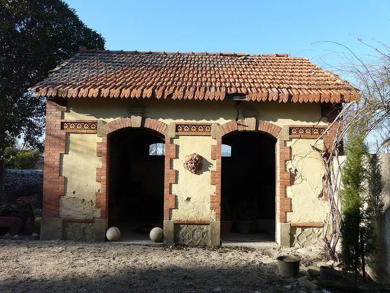 Le bâtiment du lavoir, vue de face.