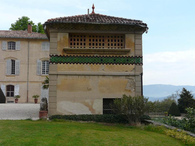 Pavillon Nord-Est, à l'est de la cour d'honneur, façade Sud.