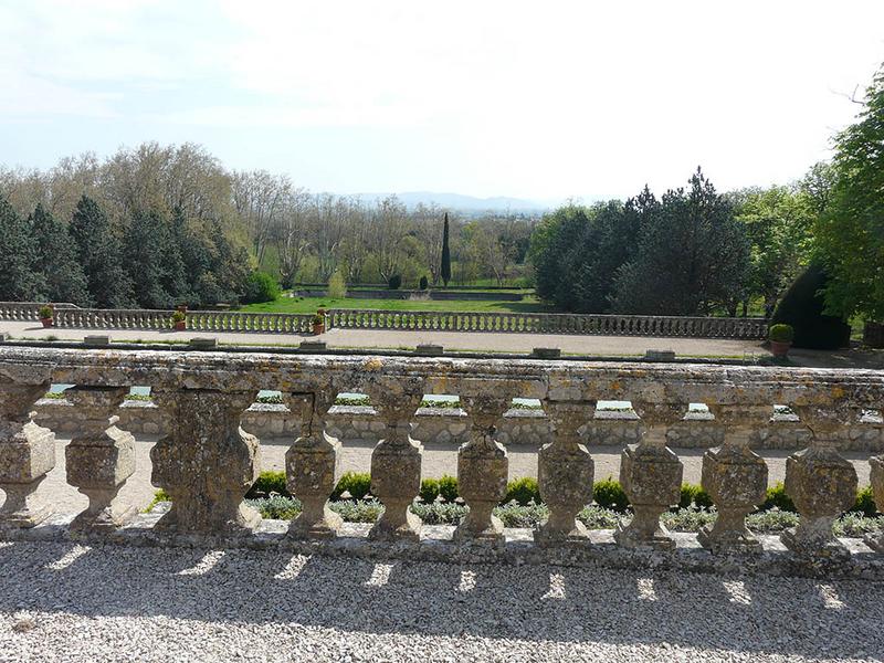 Le parc, vue depuis la cour d'honneur vers l'est.