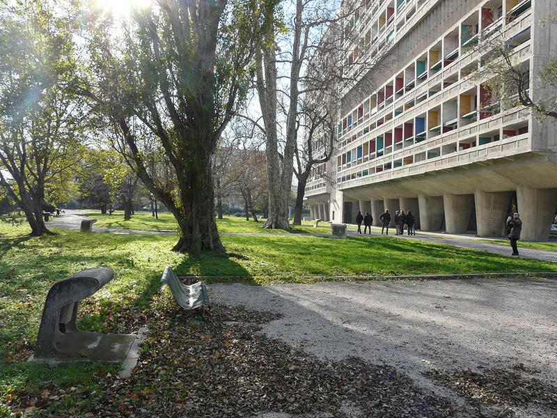 Jardin en bordure du boulevard Michelet.