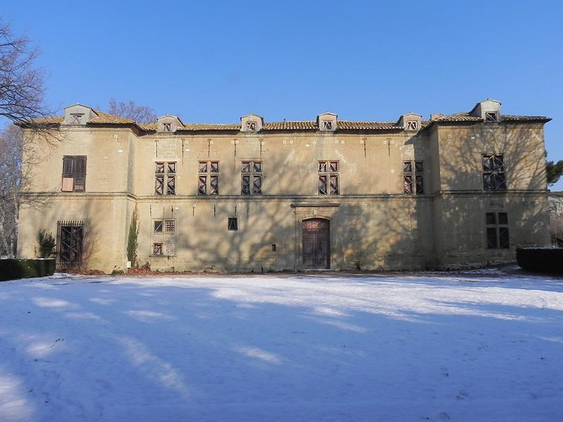 Façade sud du château.