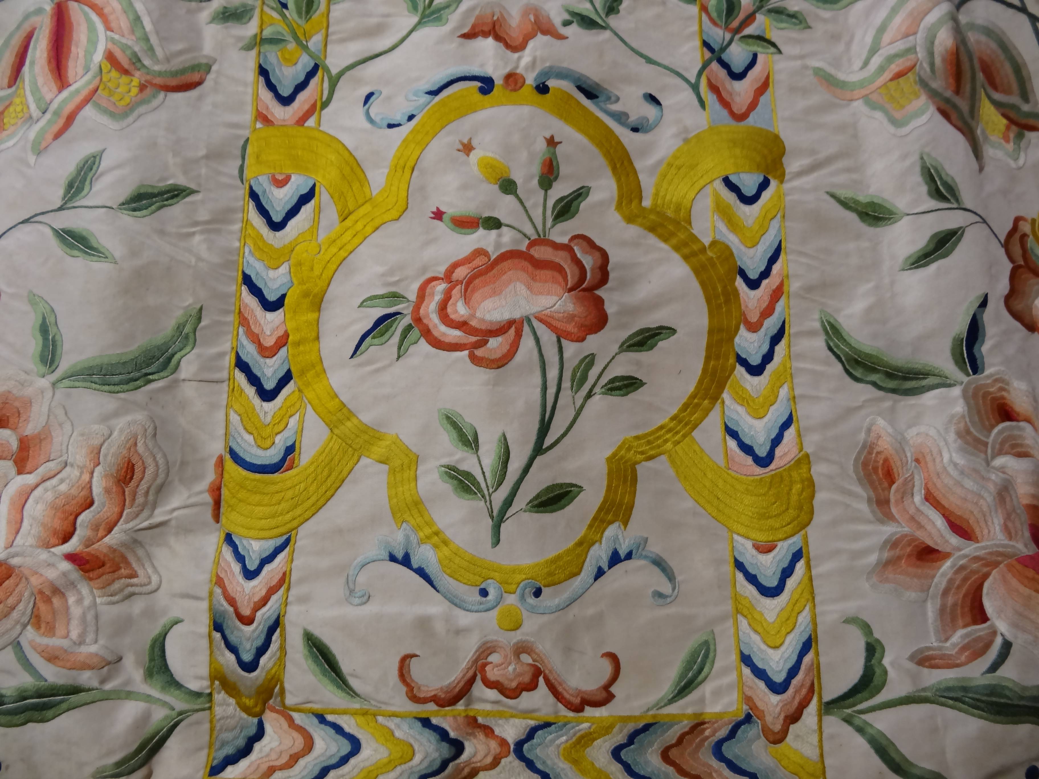 Chasuble ornée de motifs "à l'indienne", détail du décor