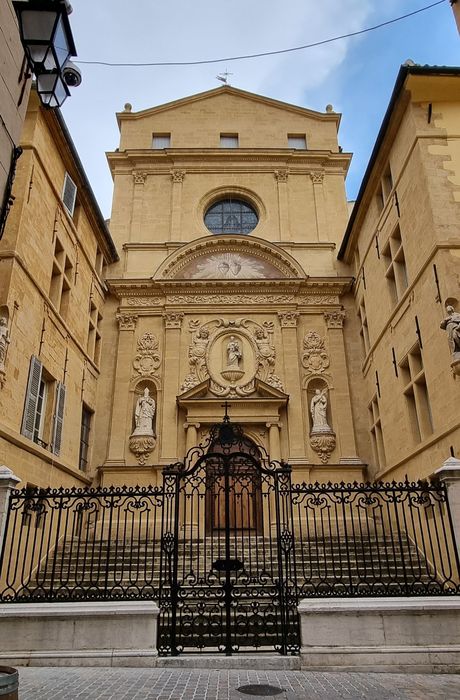 façade ouest depuis  la rue Mignet