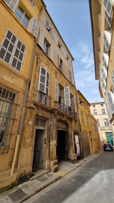 façade sur rue