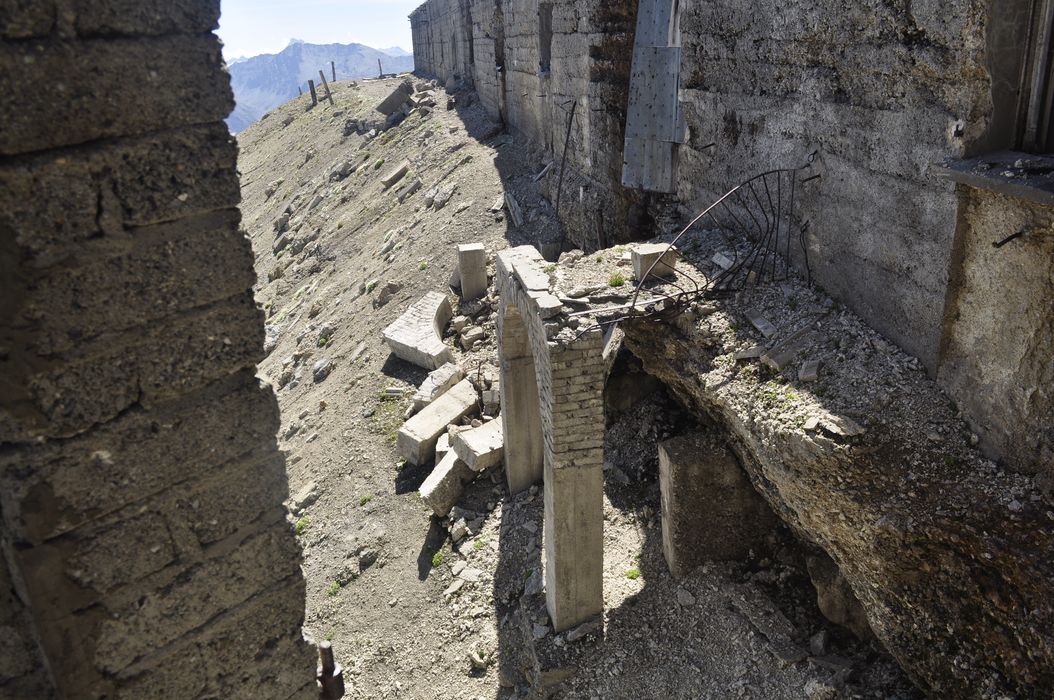 fort, vue partielle