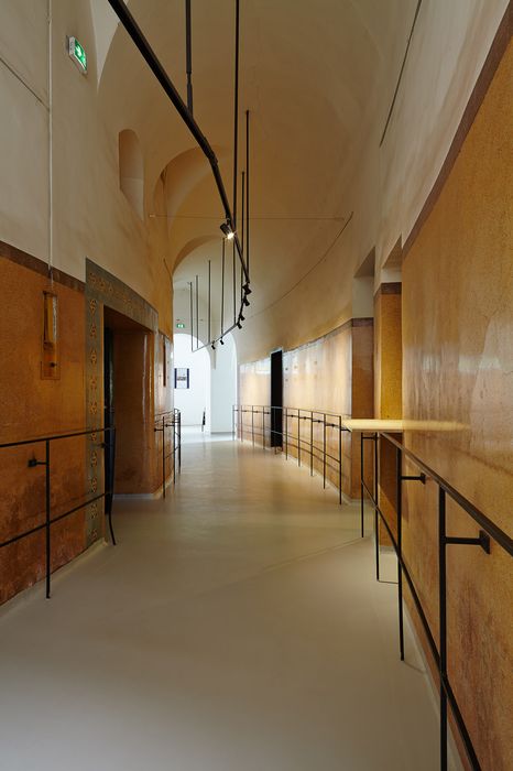bâtiment des anciens bains généraux, couloir de circulation