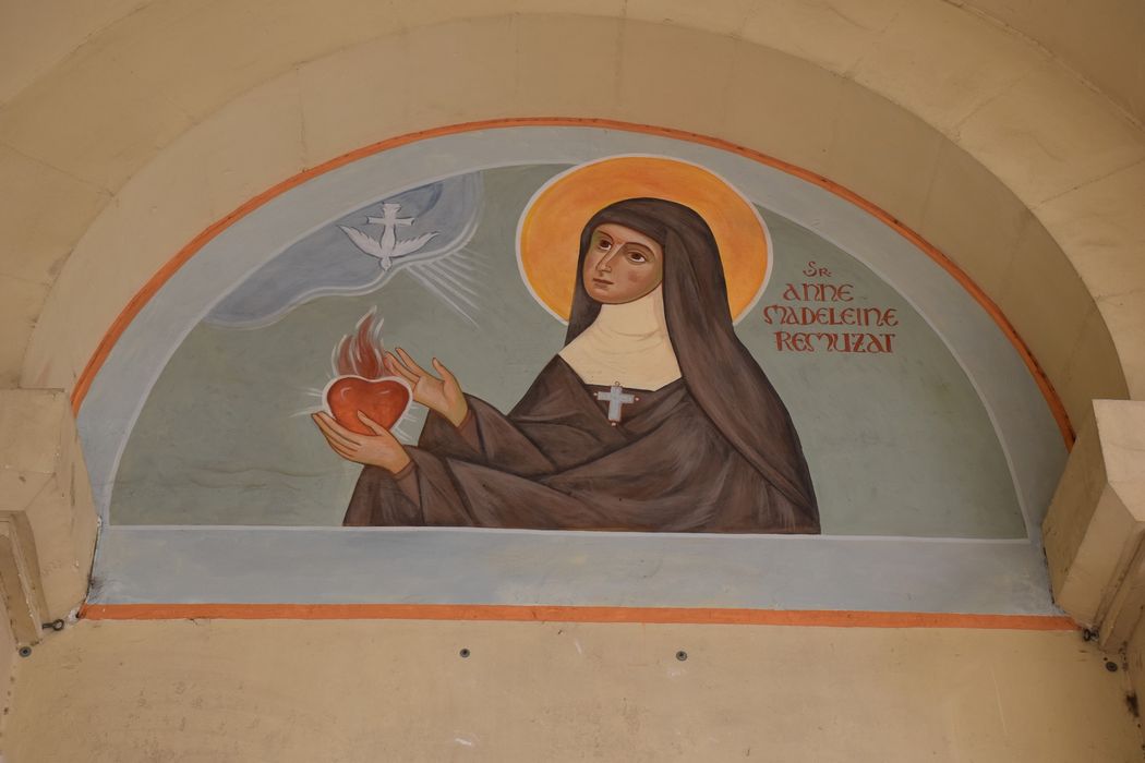 peinture monumentale au-dessus du portail d’accès au bas-côté sud : Soeur Anne-Madeleine Remuzat