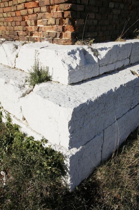 détail des maçonneries du soubassement