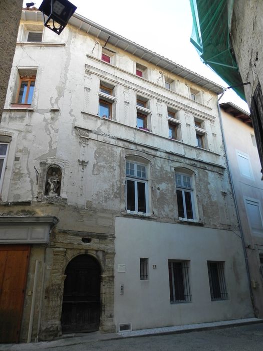 façade sur rue