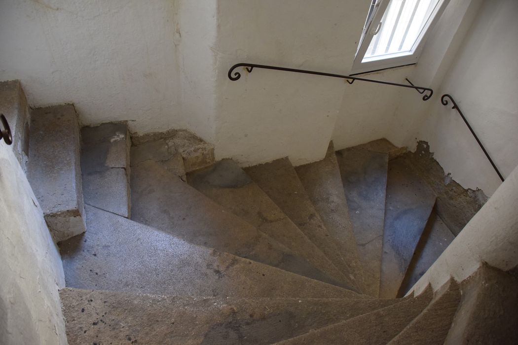 escalier à vis, vue partielle