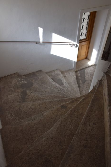 escalier à vis, vue partielle