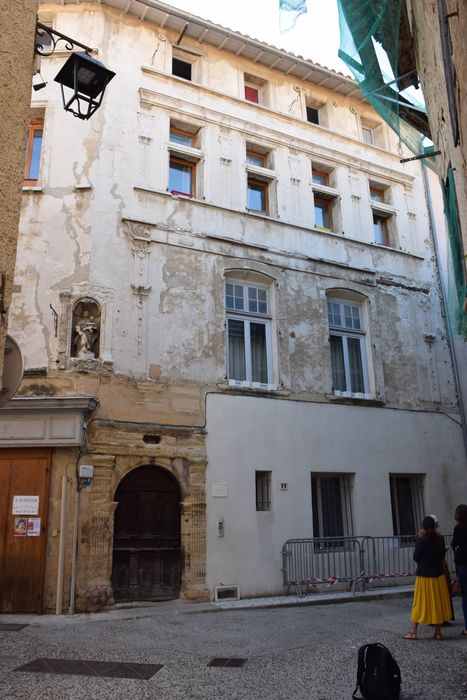 façade sur rue