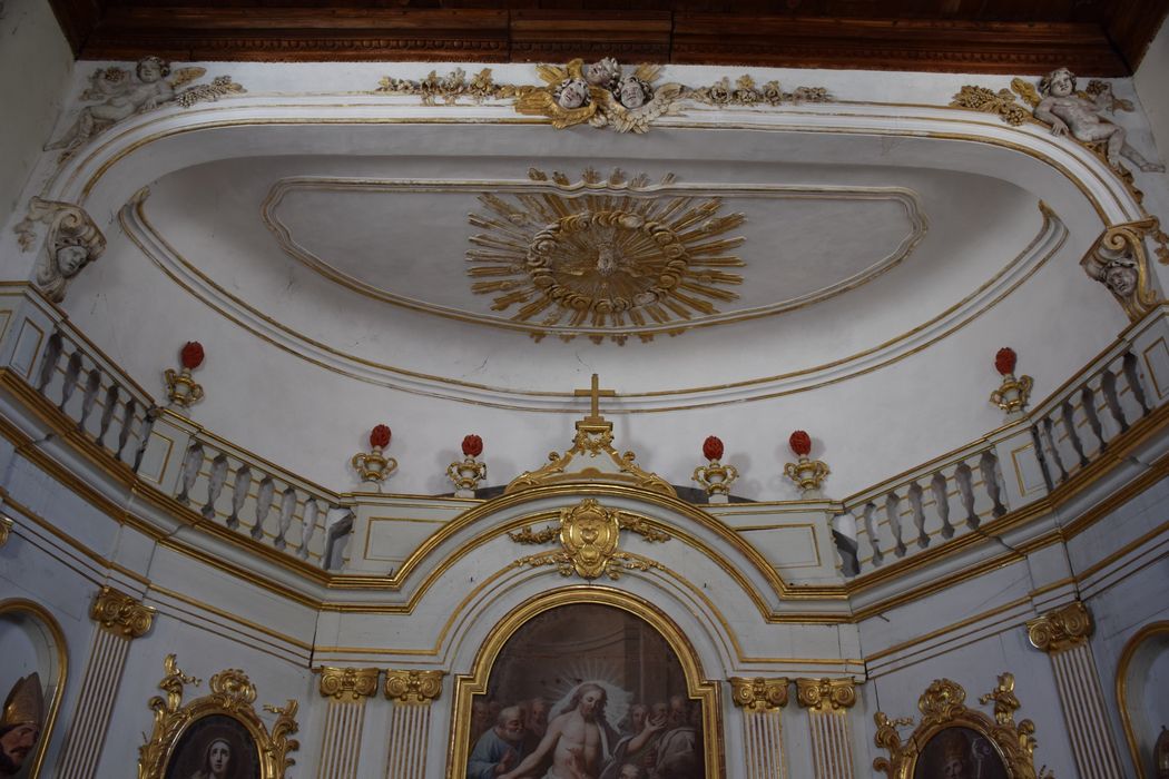 lambris de revêtement du choeur, retable du maître-autel, vue partielle
