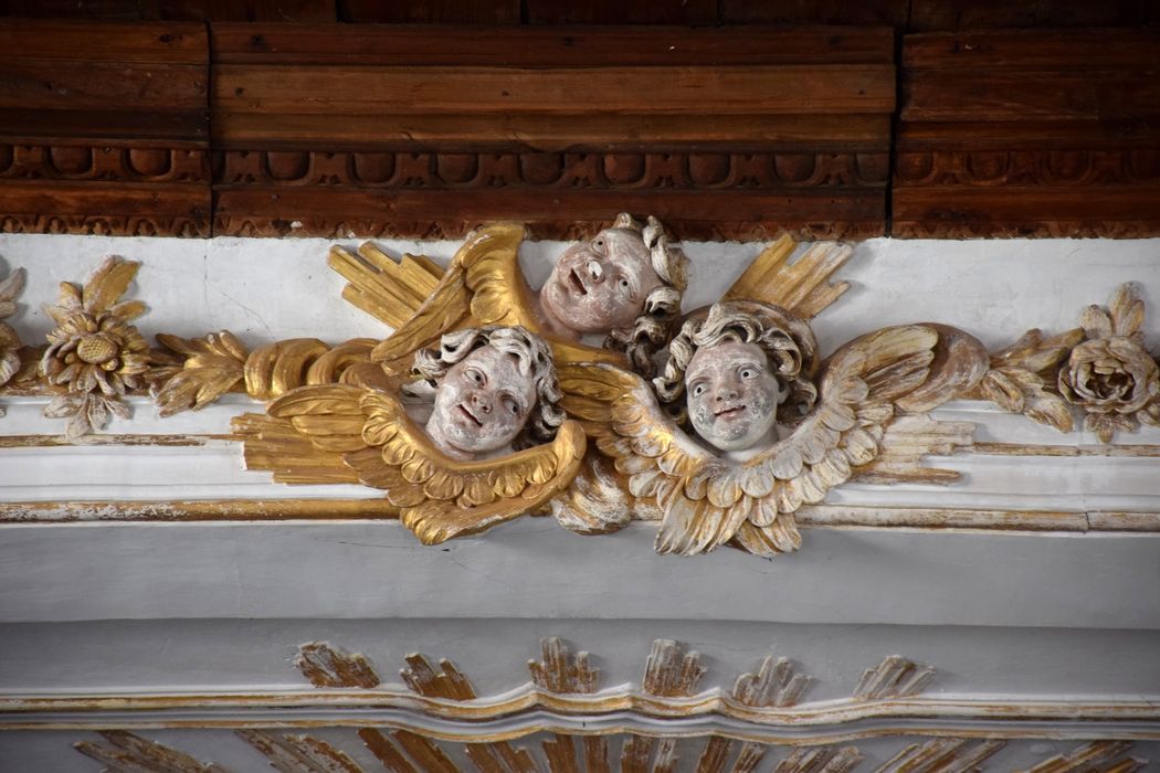 lambris de revêtement du choeur, détail de l’arc triomphal