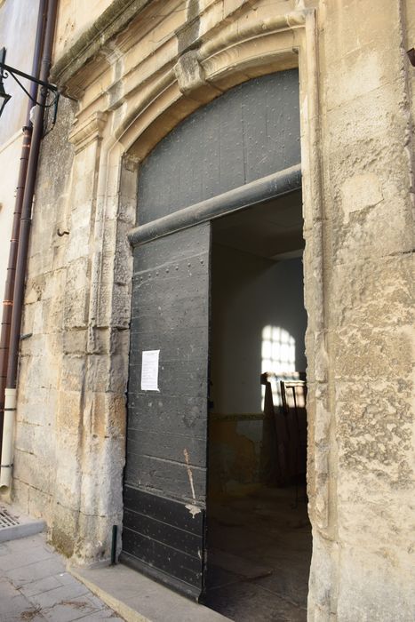 portail d’accès sur rue