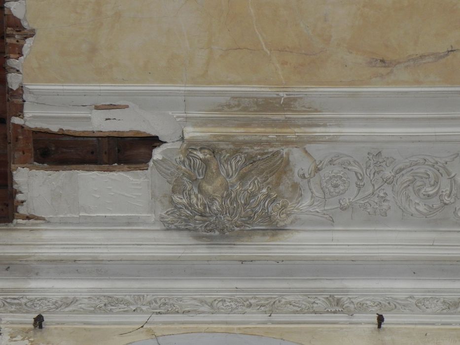 nef, détail du décor d’une corniche