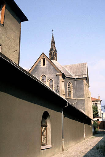 La chapelle vue de l'est.