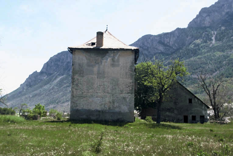 Maison de maître, façade nord.