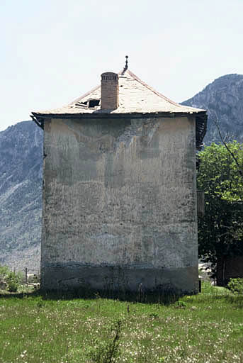 Maison de maître, façade nord.