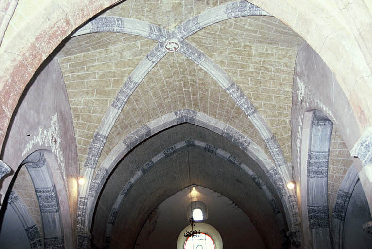 Voûte de la croisée du transept vers le revers de façade.