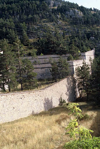 Mur d'escarpe ouest.