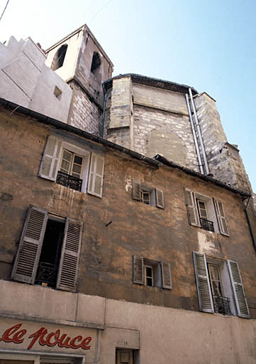 Vue des façades sur la rue Portalis et du chevet.