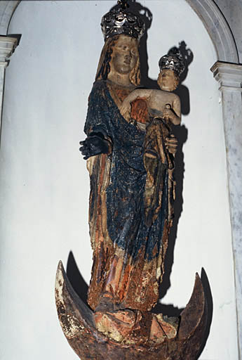 Vue du bas-côté nord avec l'autel Notre-Dame de Grâces, détail de la statue.