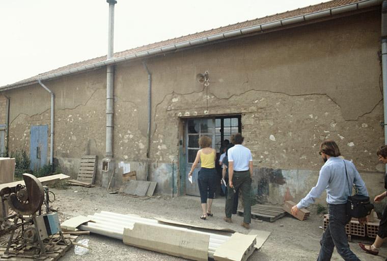 Vue du bâtiment de l'atelier de menuiserie, façade nord.