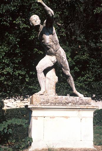 Vue d'une statue.