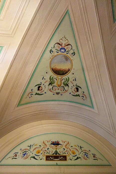 maison Bertola : 1er étage, salon, détail des peintures décoratives