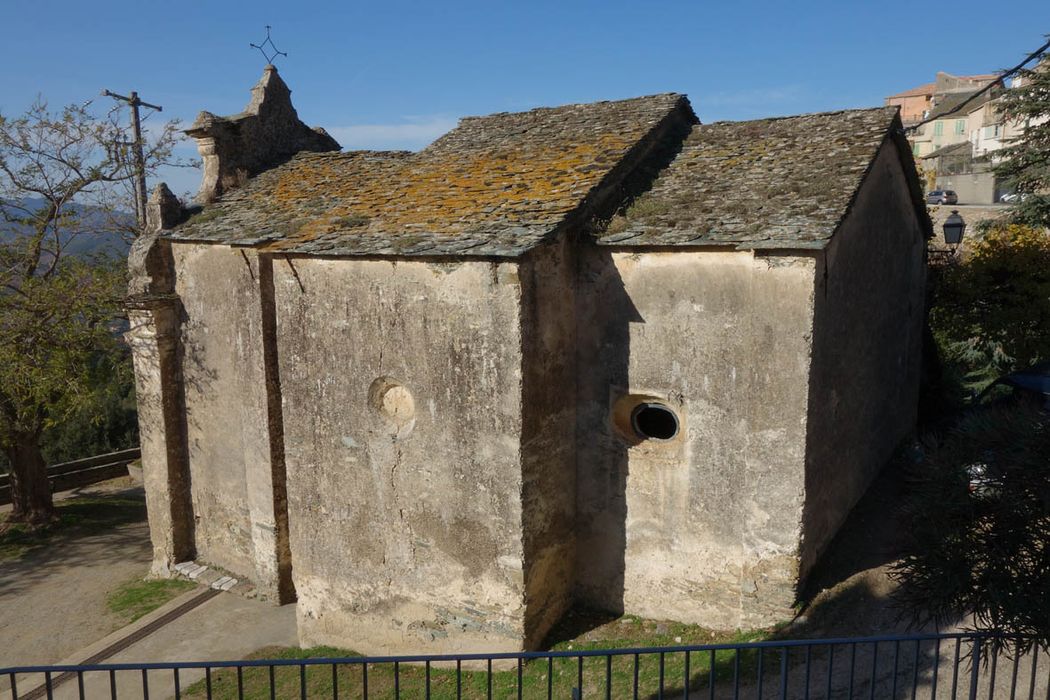 Chapelle Sainte-Croix :  : Chapelle Sainte-Croix : ensemble sud-est, vue générale