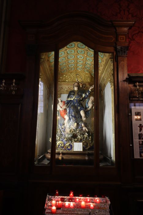 groupe sculpté de procession : Saint Roch entouré d'anges  - ® Ministère de la Culture (France), Direction Régionale des Affaires Culturelles de Corse - Tous droits réservés