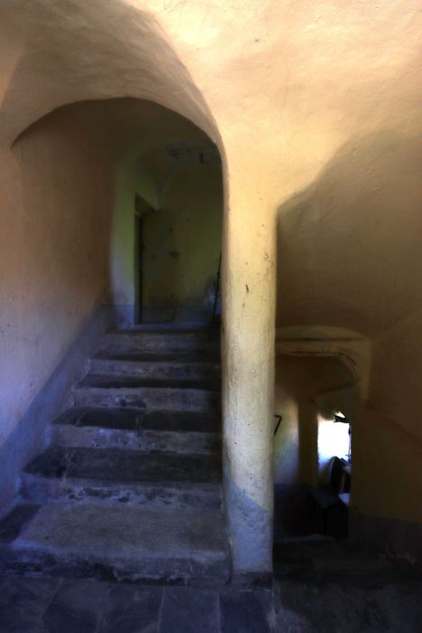 volée d’escalier depuis le 1er palier