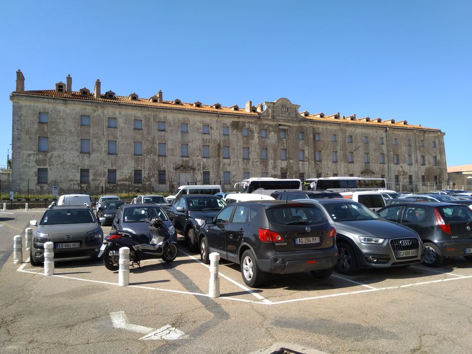 vue générale de la façade depuis le Nord