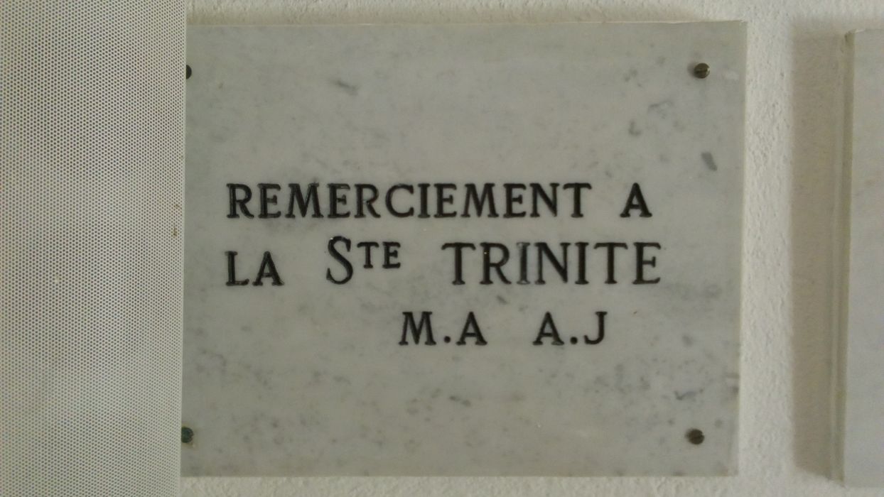 ex-voto mural : Remerciements à la Ste Trinité M.A.A..J. - © Ministère de la Culture (France), Direction Régionale des Affaires Culturelles de Corse – Tous droits réservés
