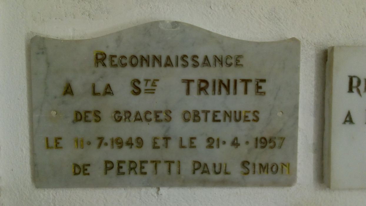 ex-voto mural : Reconnaissance à la Ste Trinité des grâces obtenues le 11.7.1949 et le 21.4.1957 De Peretti Paul Simon - © Ministère de la Culture (France), Direction Régionale des Affaires Culturelles de Corse – Tous droits réservés