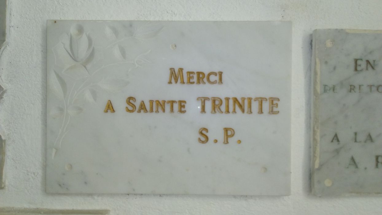 ex-voto mural : Merci A Ste Trinité S.P. - © Ministère de la Culture (France), Direction Régionale des Affaires Culturelles de Corse – Tous droits réservés
