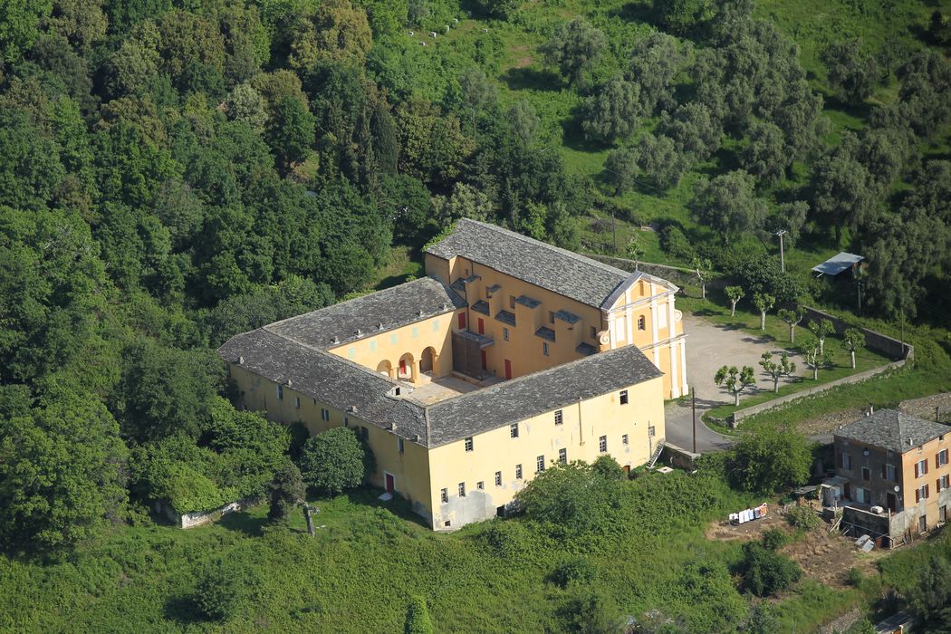 vue aérienne du cloître