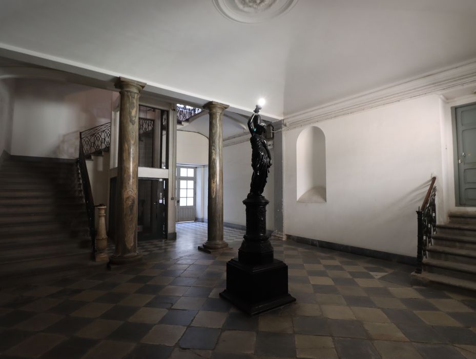 aile ouest, vestibule