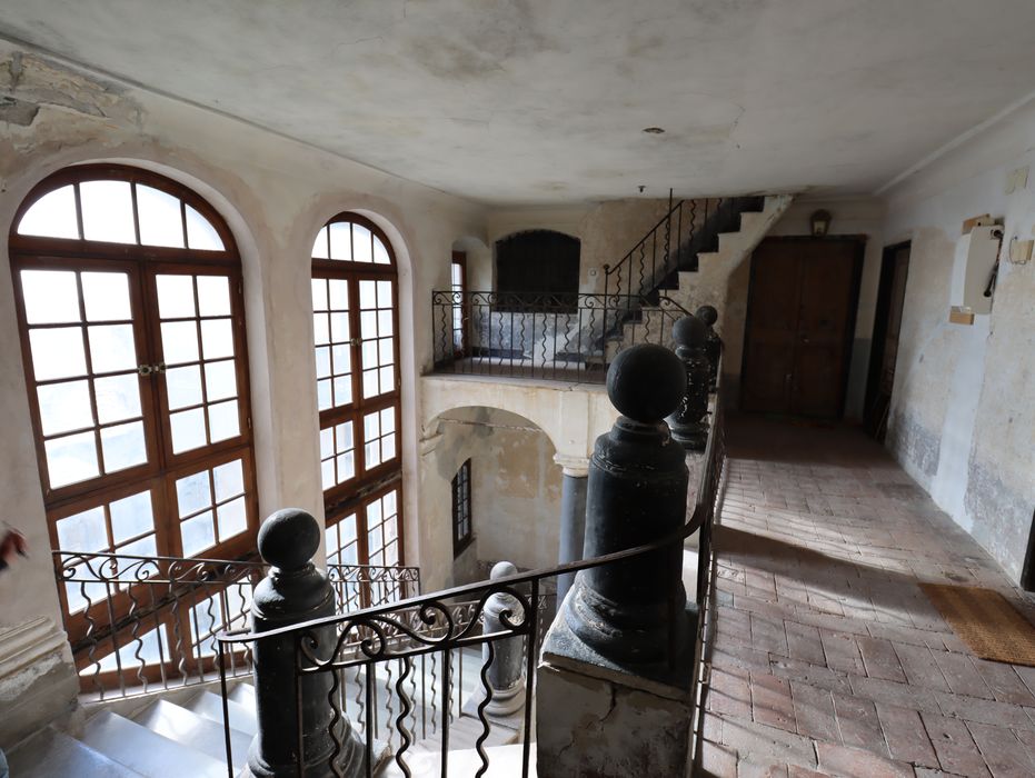 grand escalier : niveau supérieur