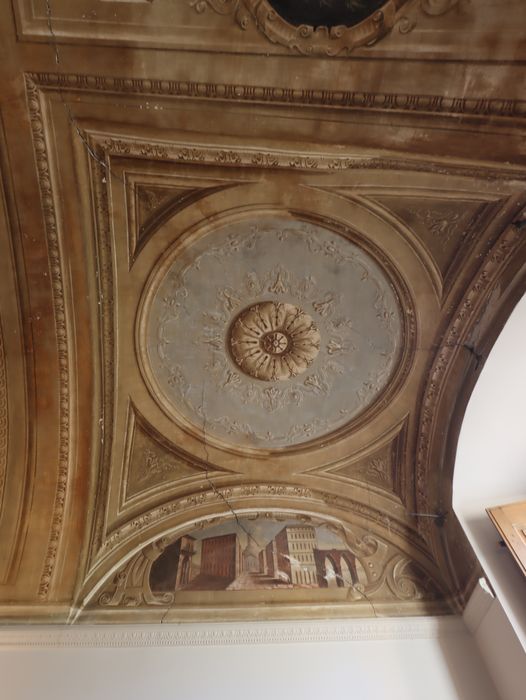 appartement du 2nd étage : plafond u grand salon