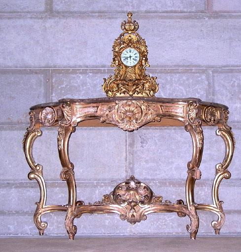 console de table d'applique, vue générale - © Ministère de la culture (France) ; © Conseil départemental de l'Ain