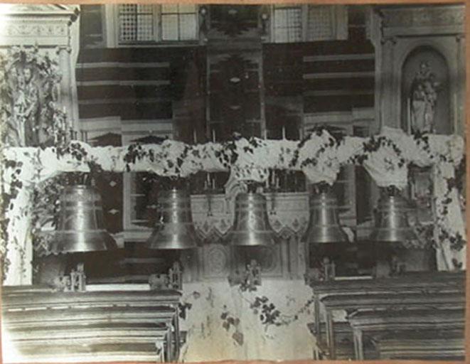 cloches, vue générale - © Ministère de la culture (France) ; © Conseil départemental de l'Ain