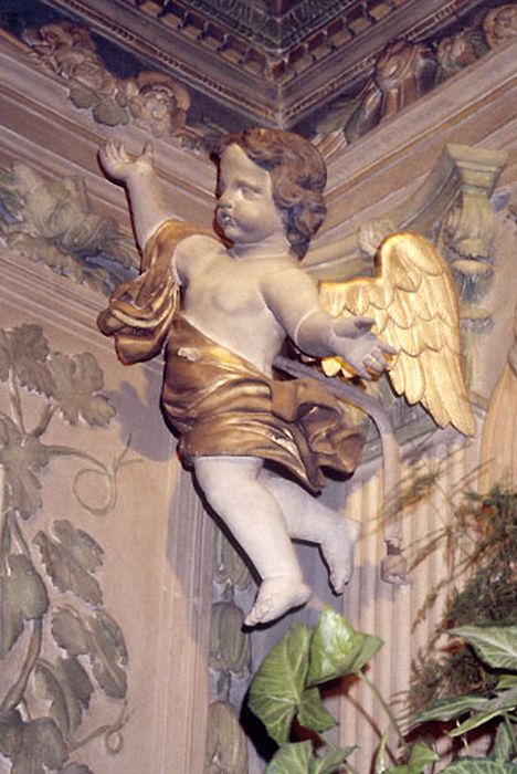 statuette : angelot, vue générale