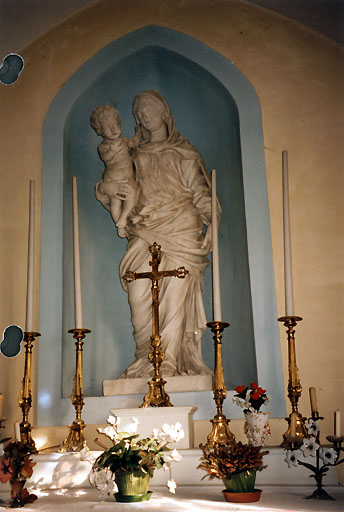 statue Vierge à l'Enfant 1 - © Ministère de la Culture (France), Conservation des antiquités et des objets d’art de l’Ain, tous droits réservés