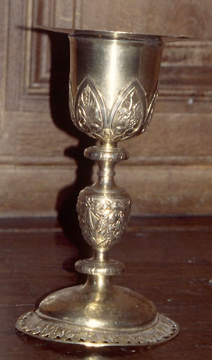 calice ; patène 1 - © Ministère de la Culture (France), Conservation des antiquités et des objets d’art de l’Ain, tous droits réservés